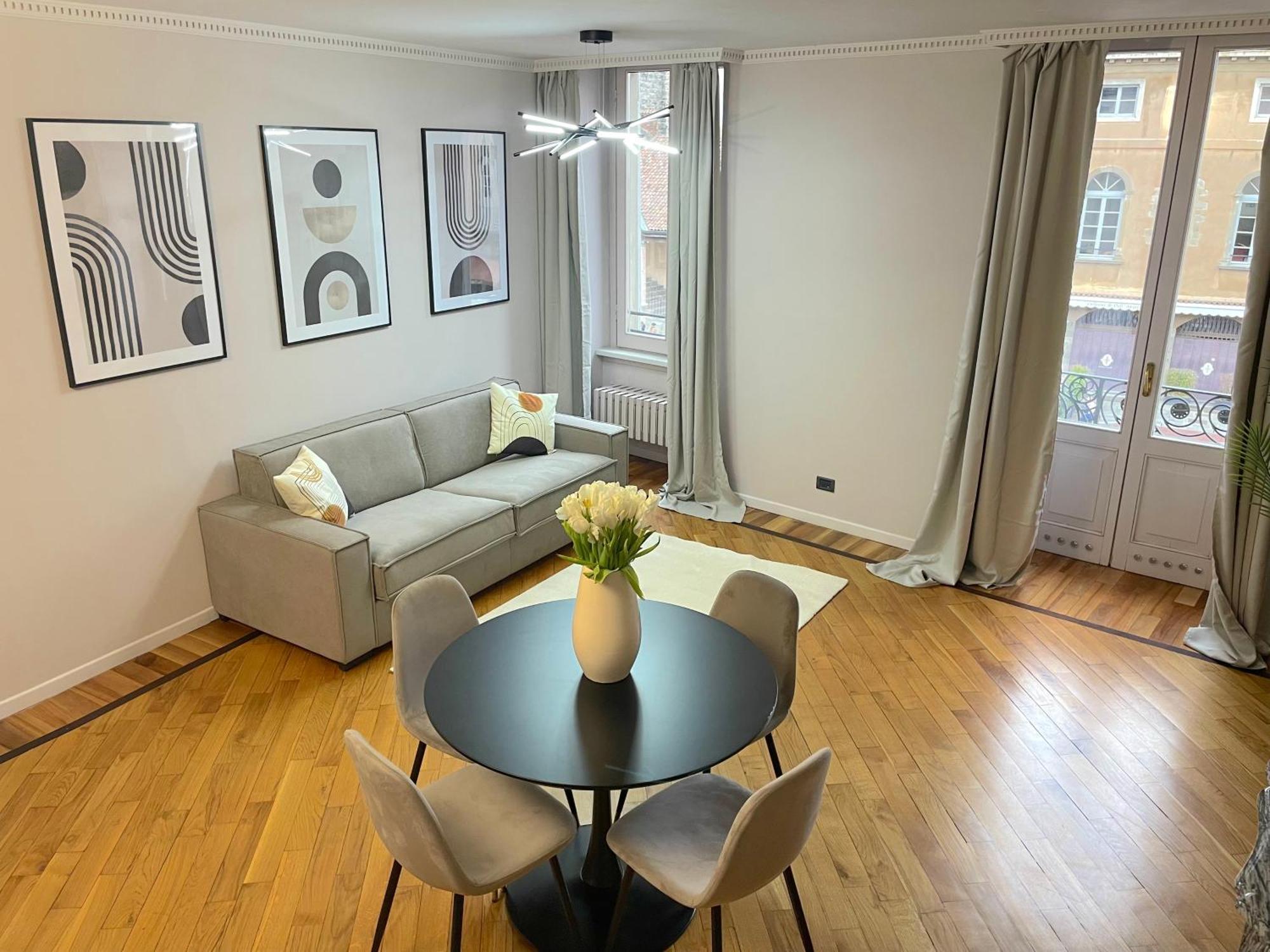Best View Boutique Apartments 베르가모 외부 사진