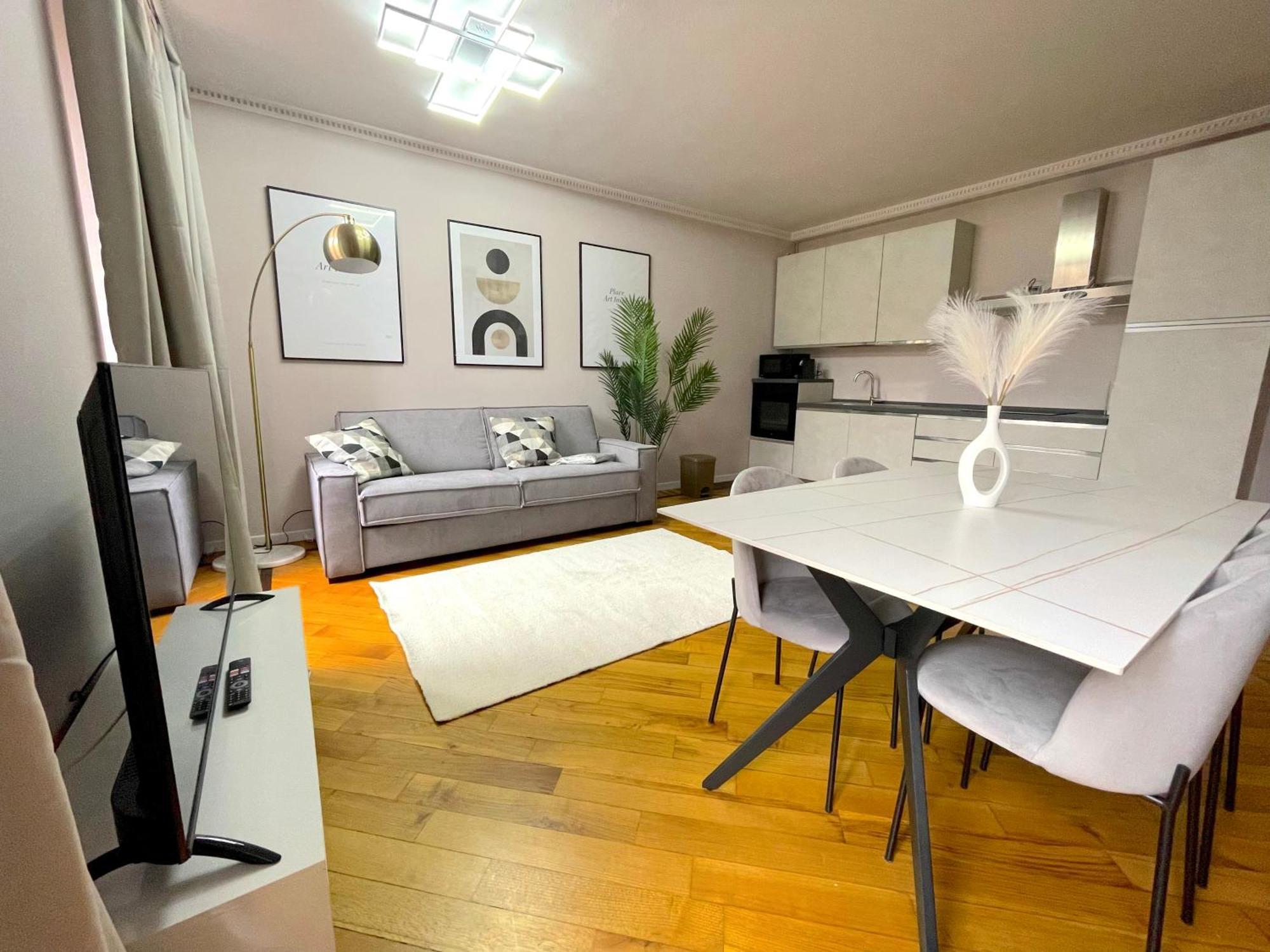 Best View Boutique Apartments 베르가모 외부 사진
