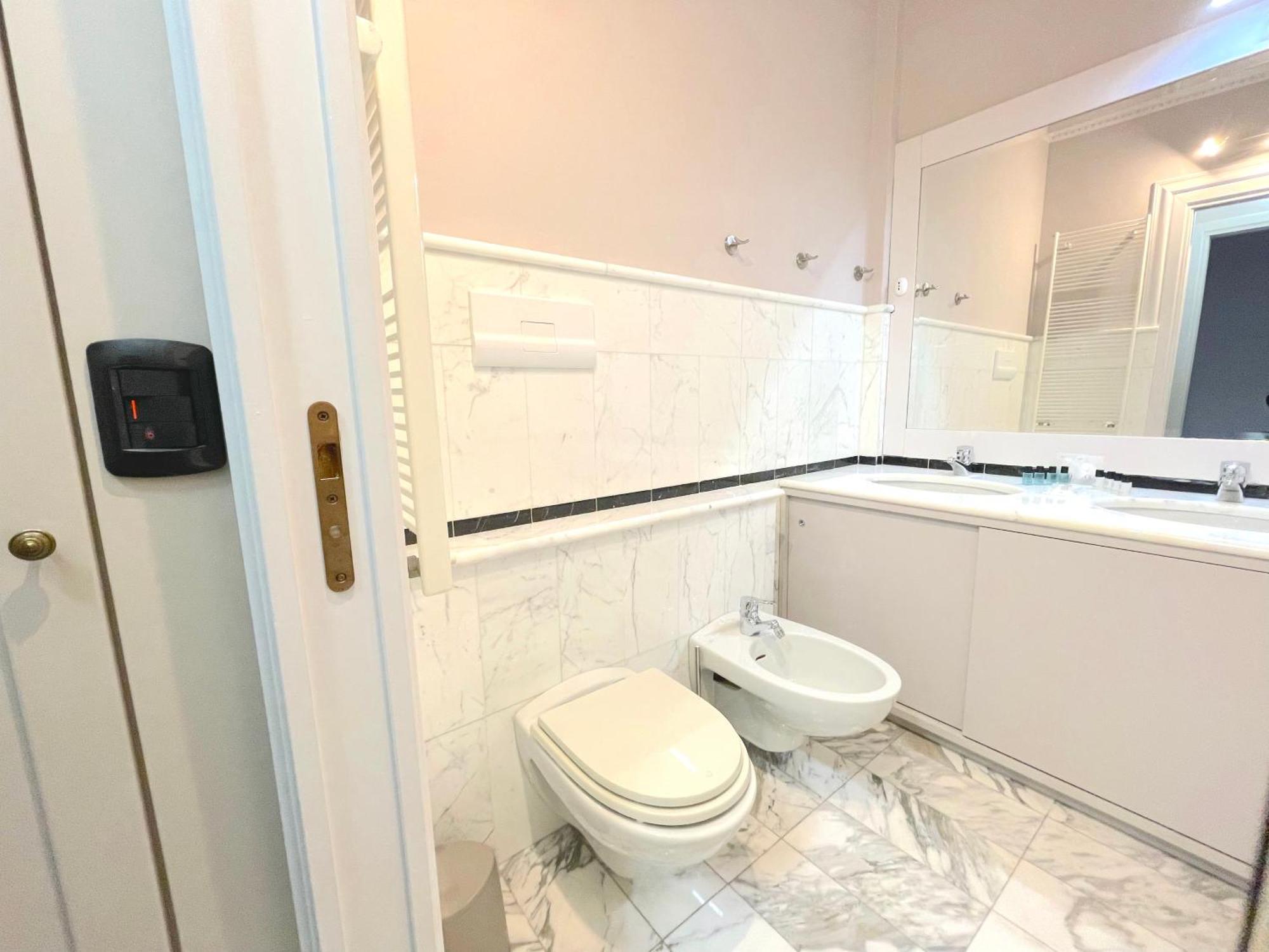 Best View Boutique Apartments 베르가모 외부 사진